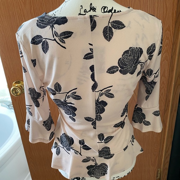 Blouse - Picture 4 of 5